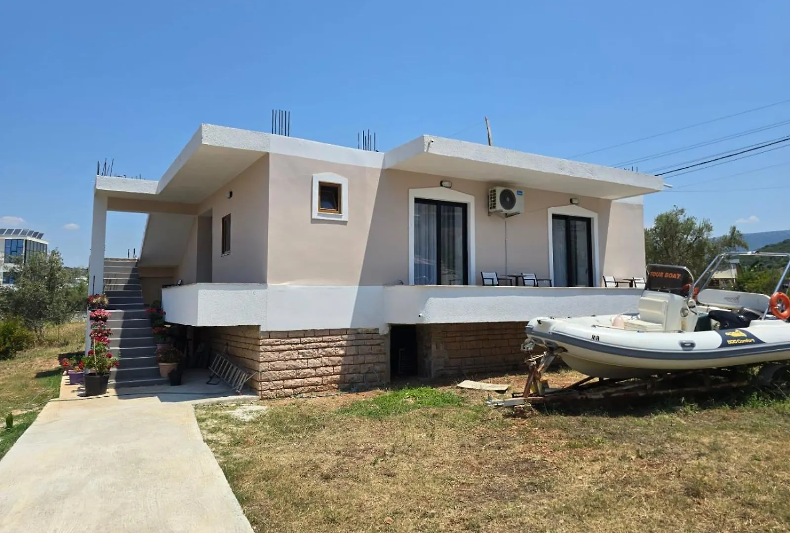 Orgest Apartments Ksamil Albania